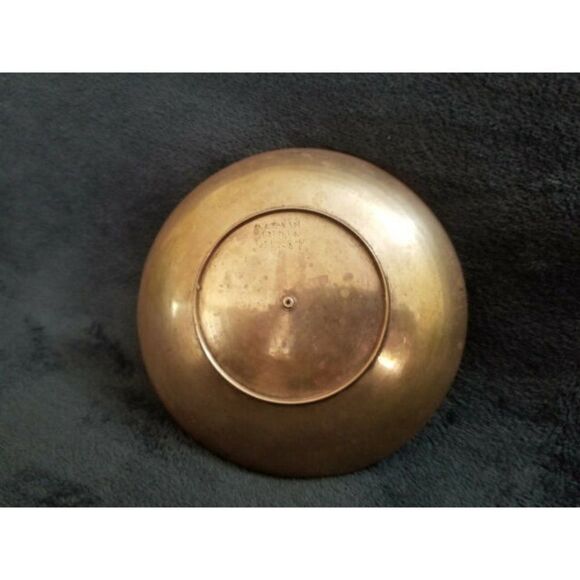 VINTAGE INDIA SOLID BRASS ROUND SHALLOW BOWL ENGRAVED  - Picture 4 of 6